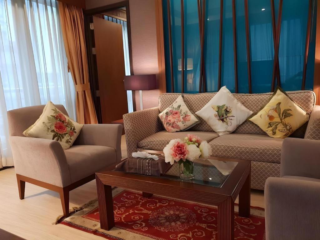De Arni Hotel Банкок Екстериор снимка