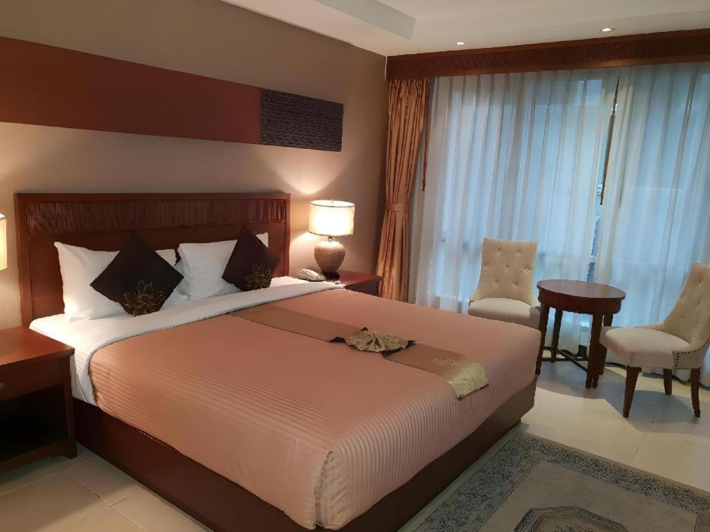 De Arni Hotel Банкок Екстериор снимка